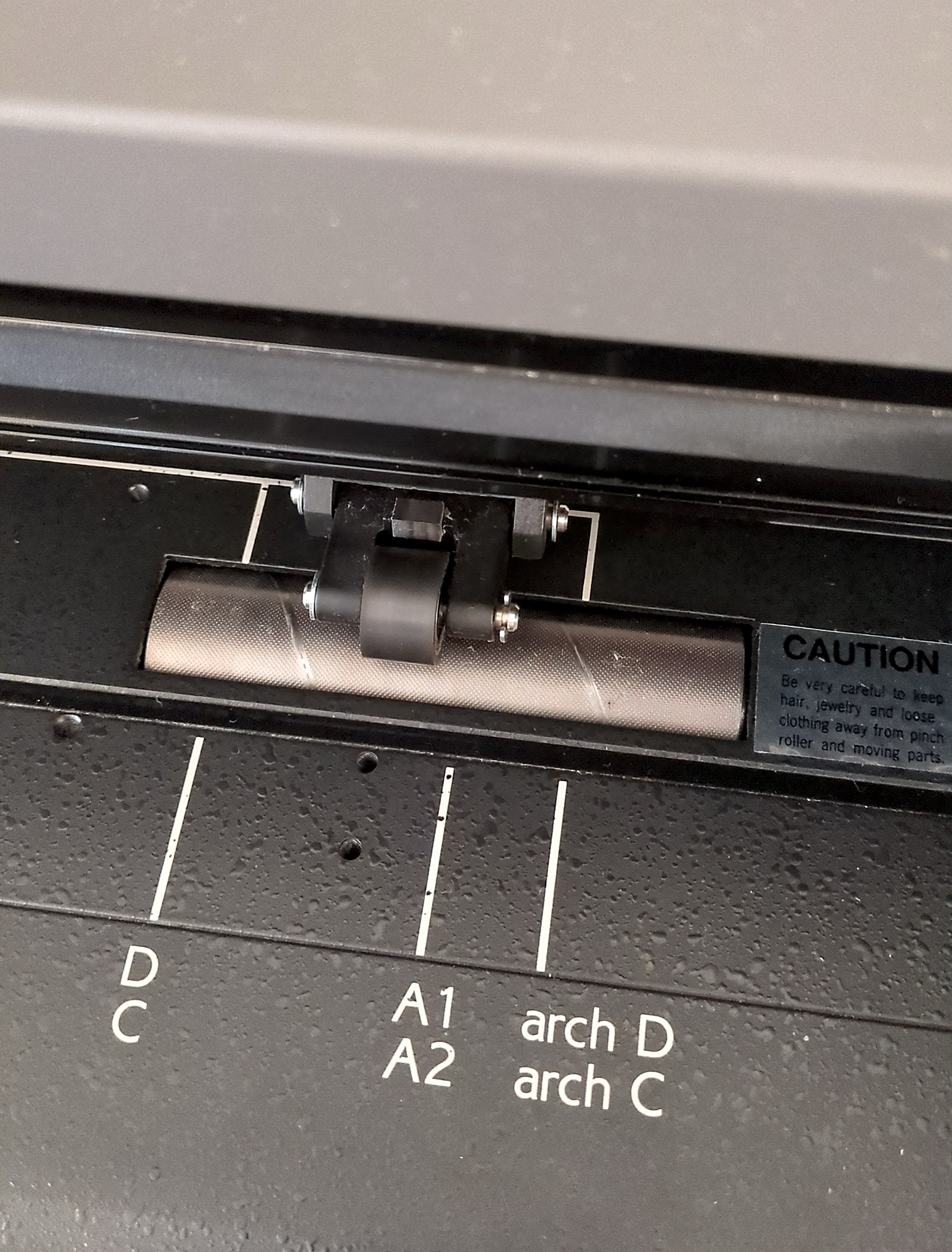 Close up of GRX-300AG pinch roller mechanism
